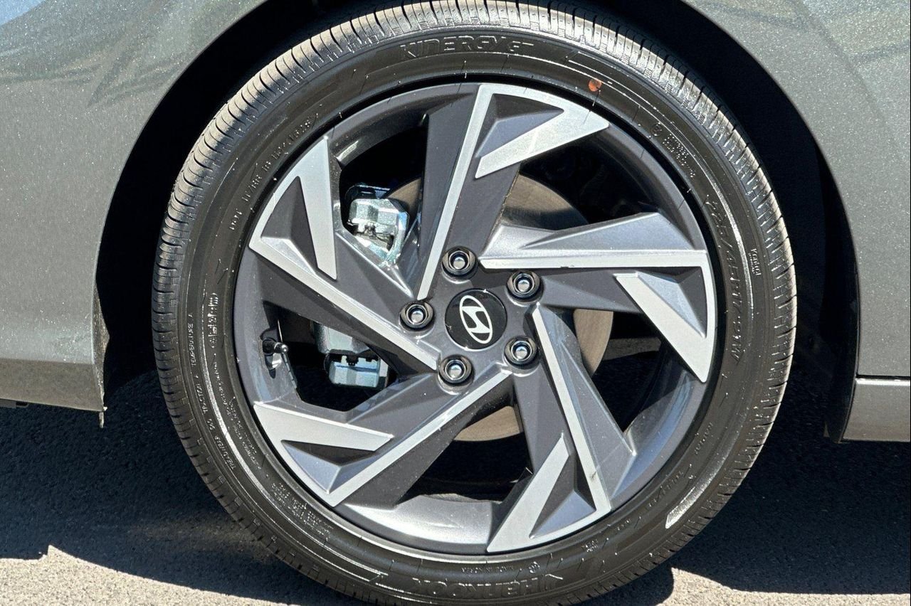 New 2026 Gray Hyundai Limited image 23