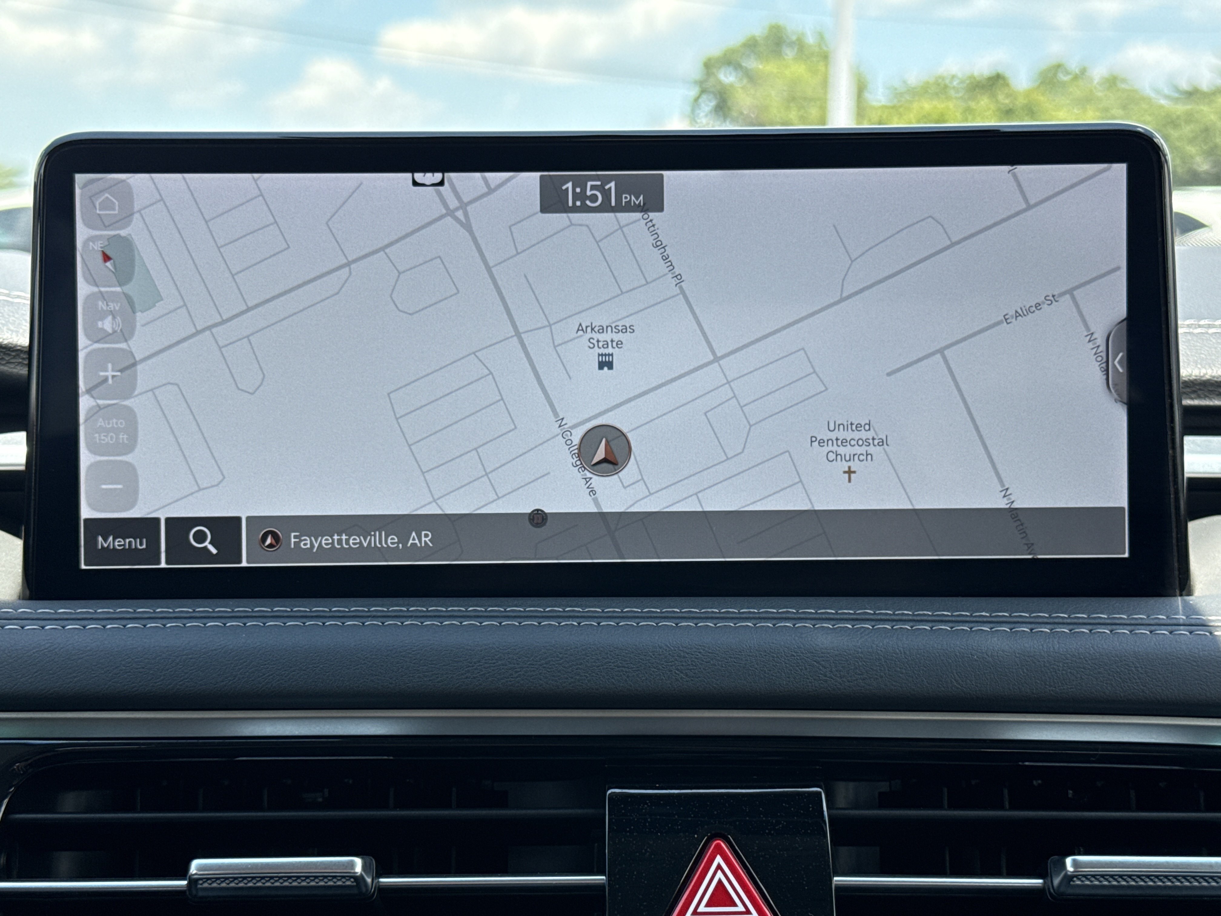 2025 GENESIS G70 Standard - Photo 8