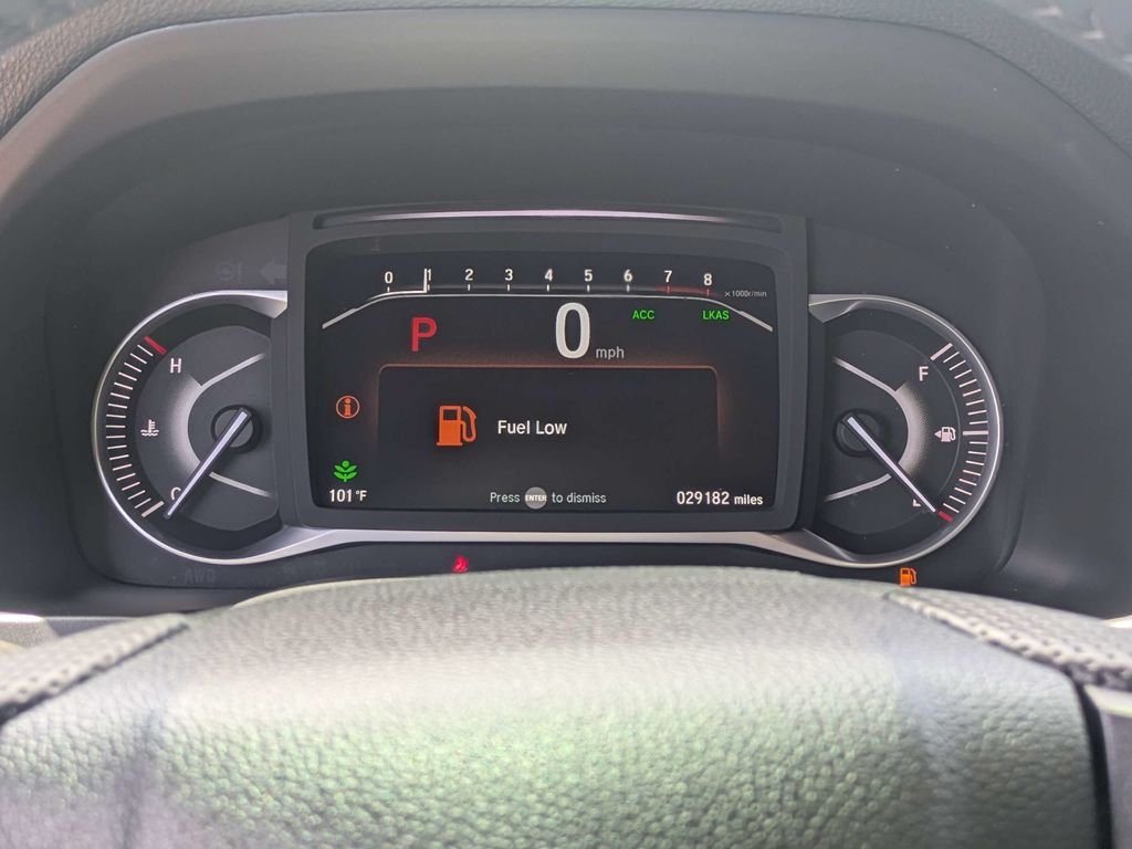 Used 2023 White Honda EX-L image 35