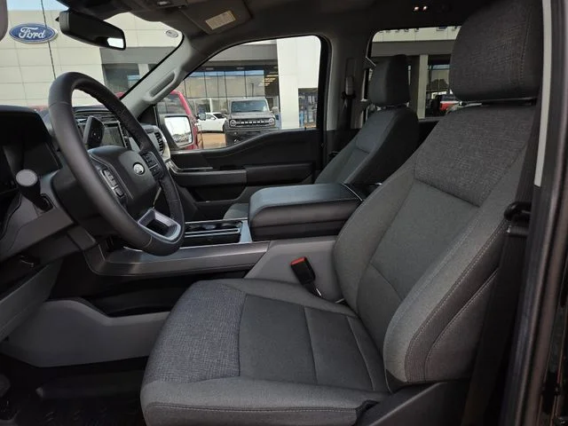 New 2026 Agate Black Metallic Ford XLT image 39