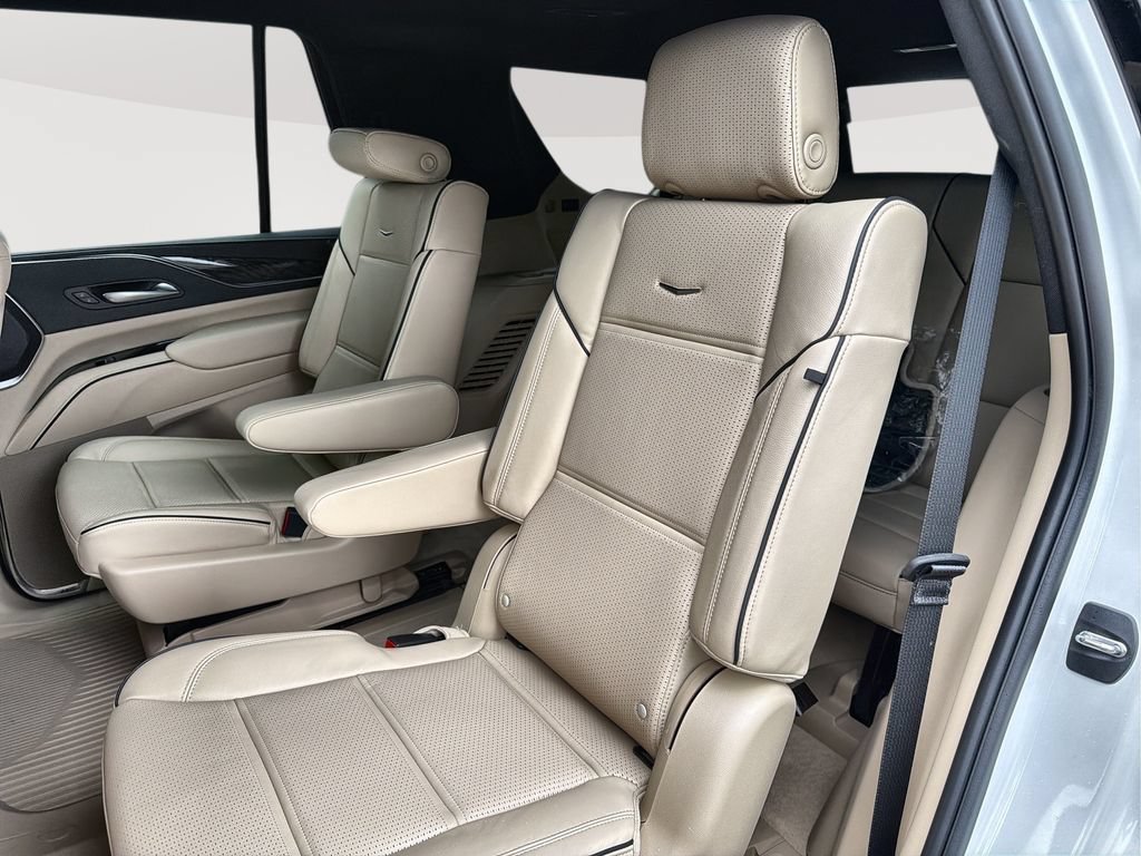 2024 Cadillac Escalade Premium Luxury - Photo 25