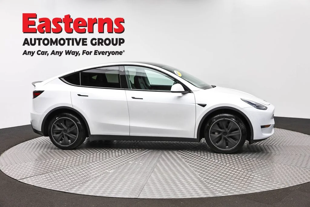 Used 2020 White Tesla Long Range image 4