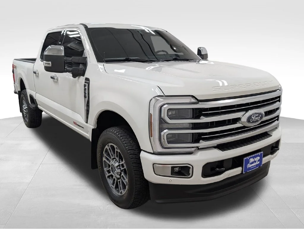 Used 2025 Star White Ford Platinum image 26