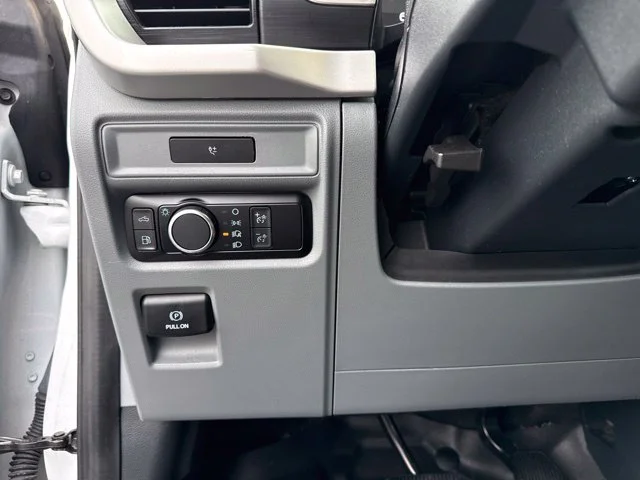 Used 2023 Oxford White Ford XL image 11