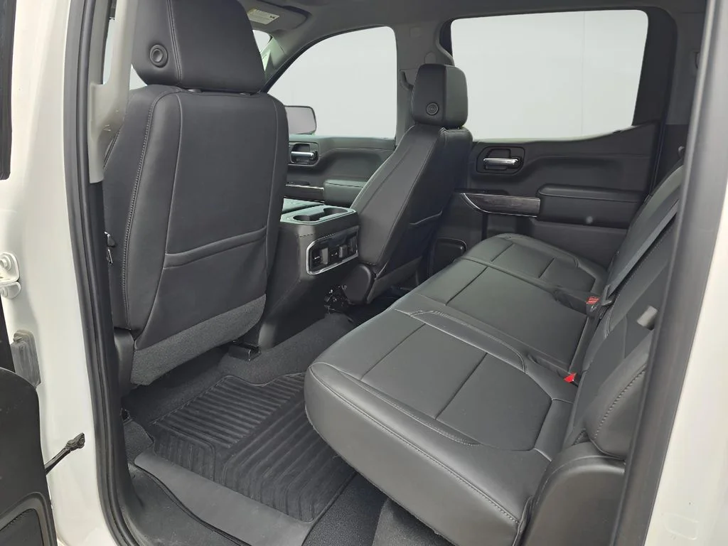 Used 2022 Summit White Chevrolet LTZ image 24