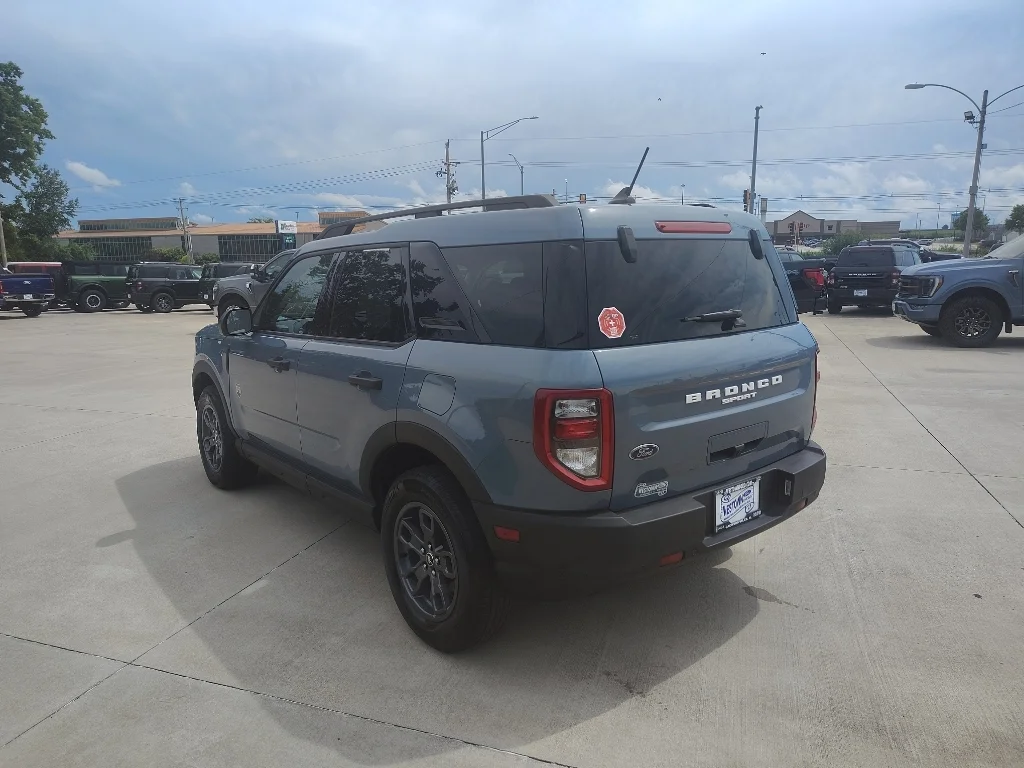 Used 2024 Azure Gray Metallic Ford Big Bend image 7
