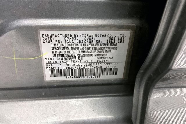Used 2023 Gray Nissan SR image 5