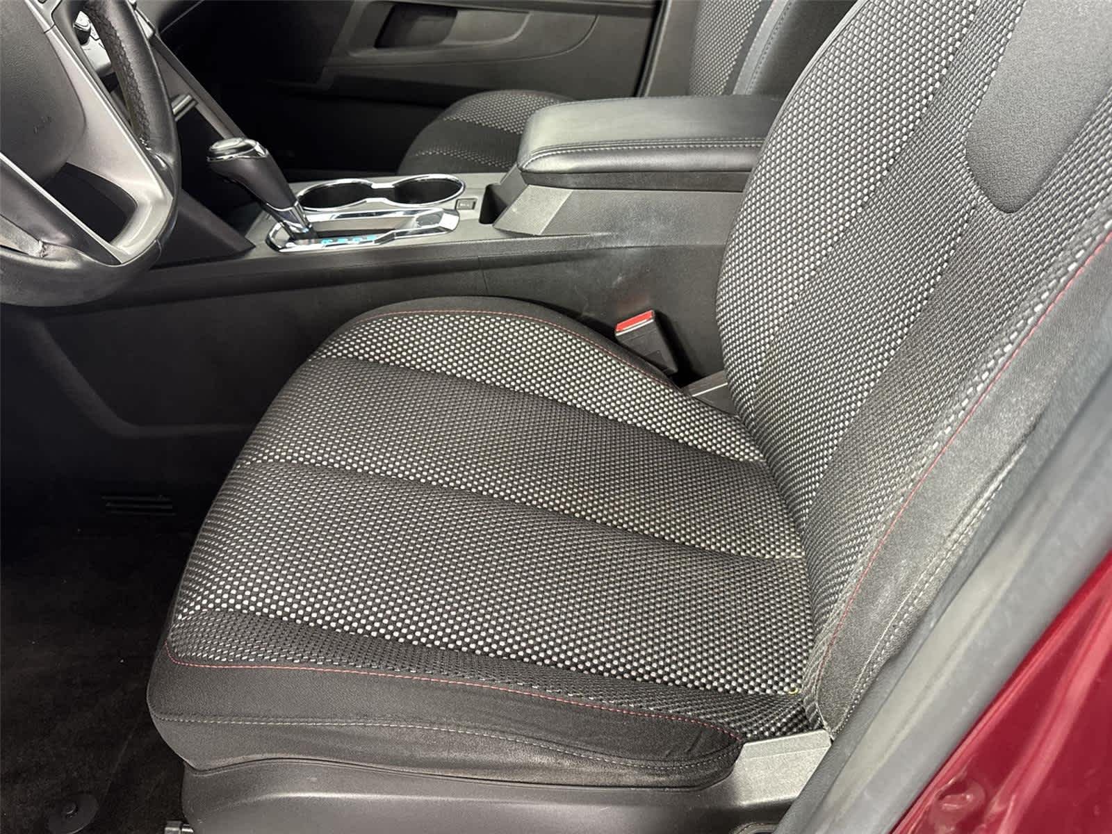 Used 2016 SIREN RED TINTCOAT Chevrolet LT image 12