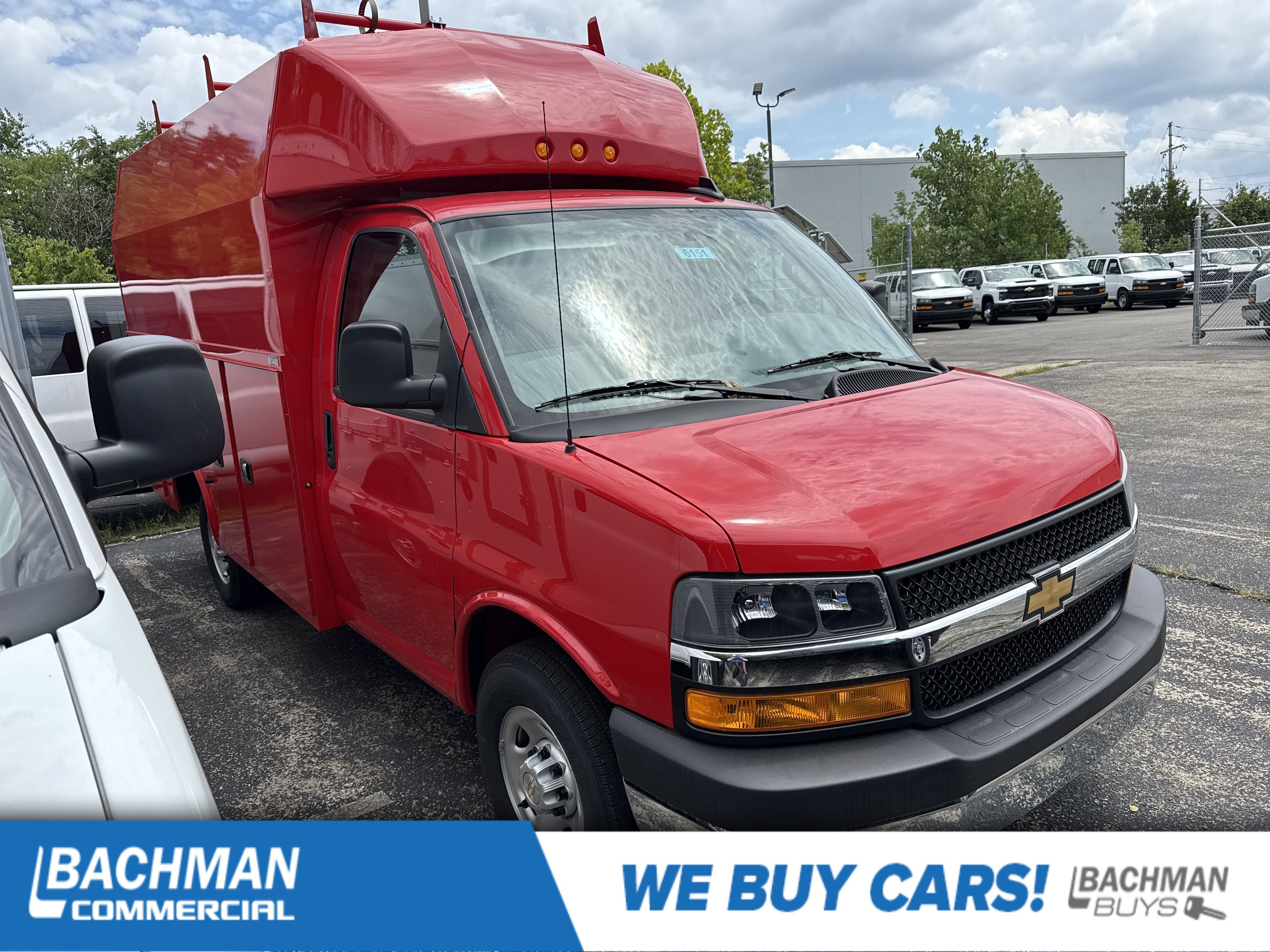 2025 Chevrolet Express Cutaway