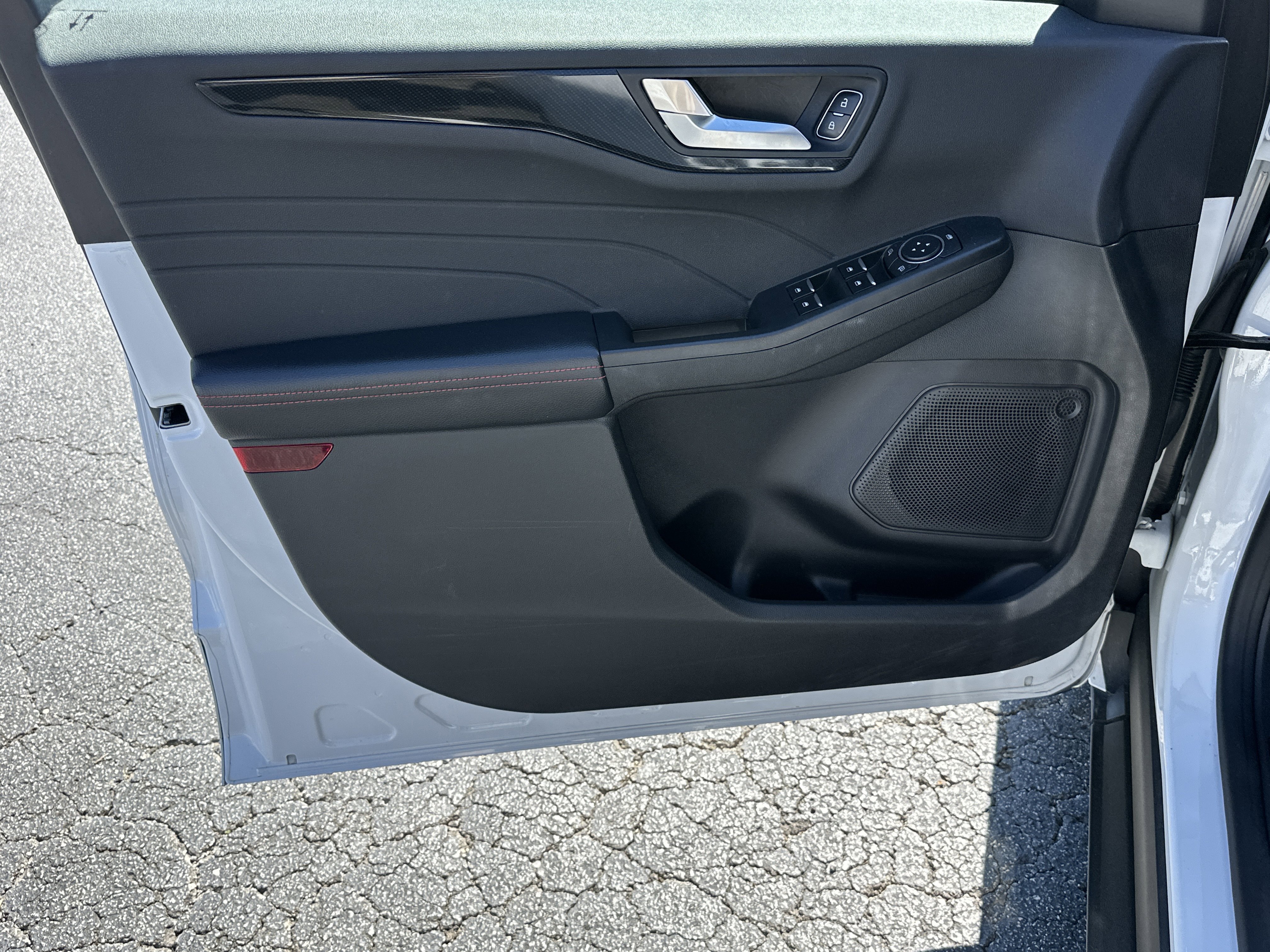 Used 2023 OXFORD WHITE Ford ST-Line image 11