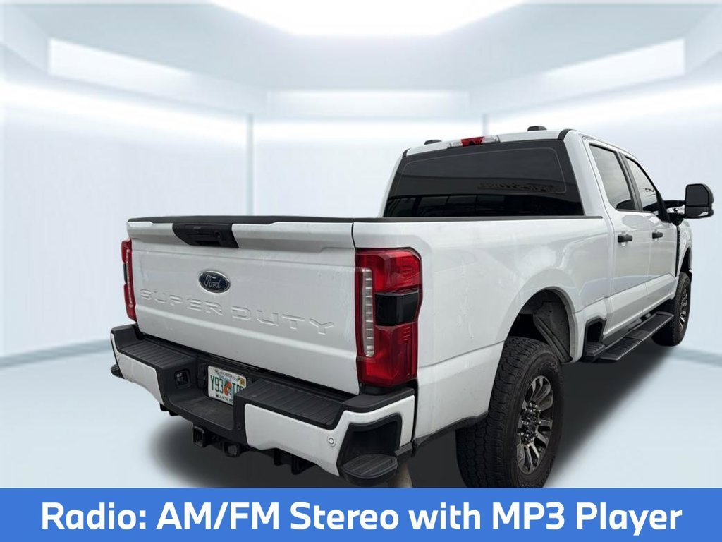Used 2025 White Ford XL image 11