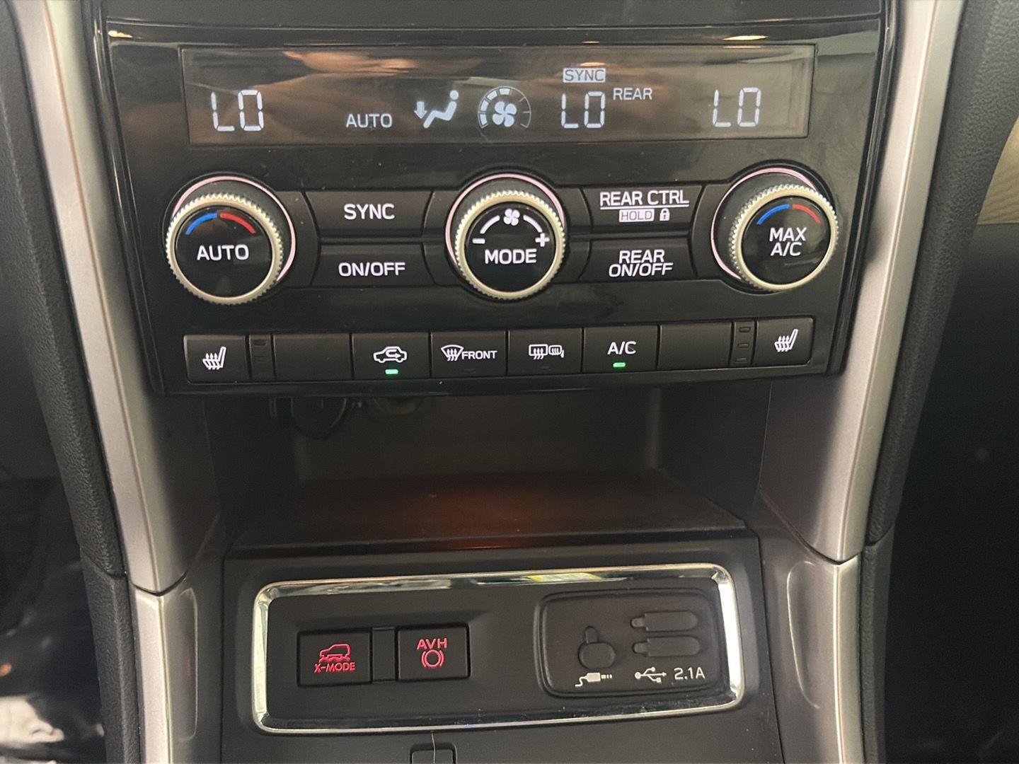 Used 2019 Crystal White Pearl Subaru Premium image 13