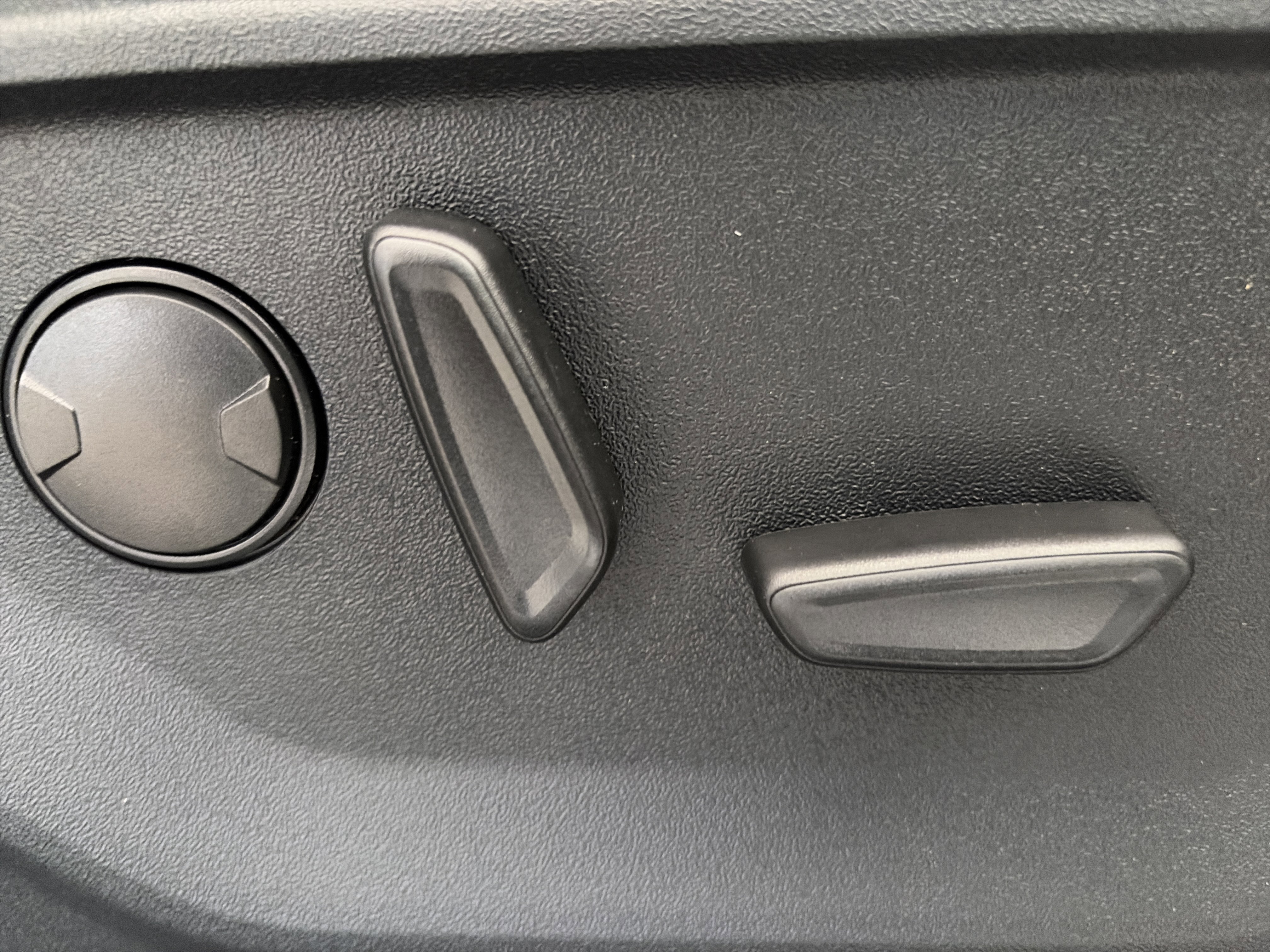 New 2026 Marsh Gray Ford F-250® Lariat® image 21