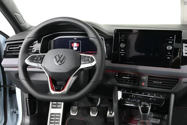 2026 Volkswagen Jetta GLI Autobahn - Photo 4