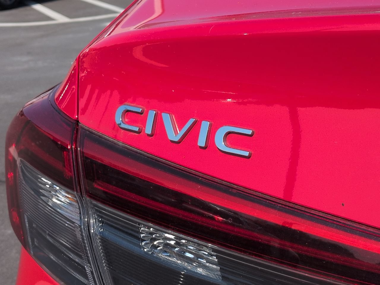 Used 2022 Rallye Red Honda Sport image 13