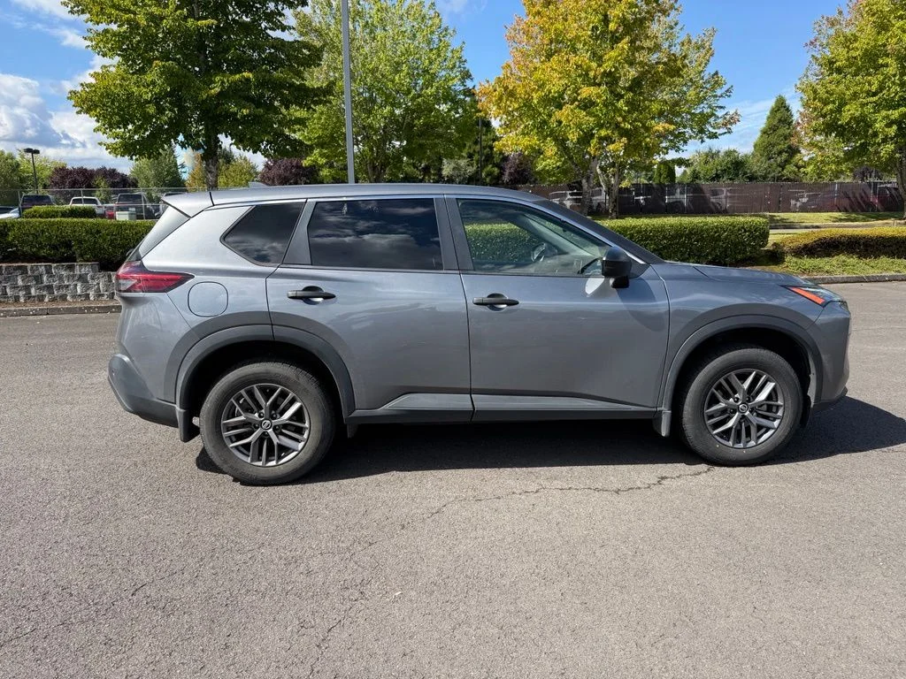 Used 2021 Gun Metallic Nissan S image 8