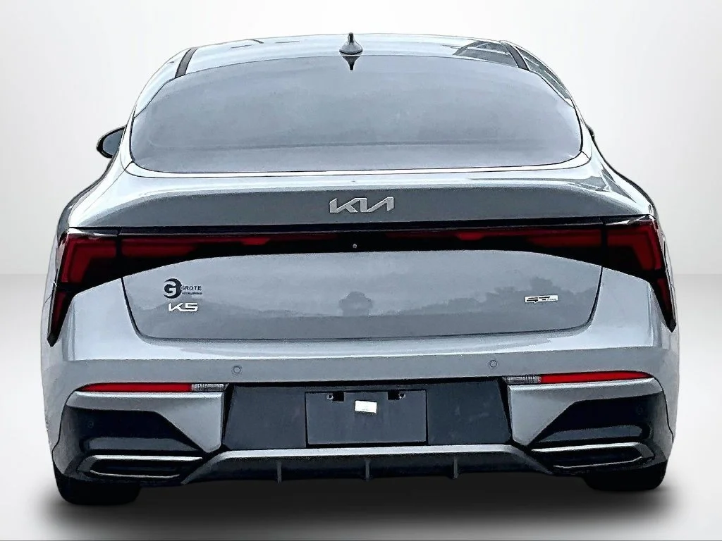 Used 2025 Gray Kia GT-Line image 5