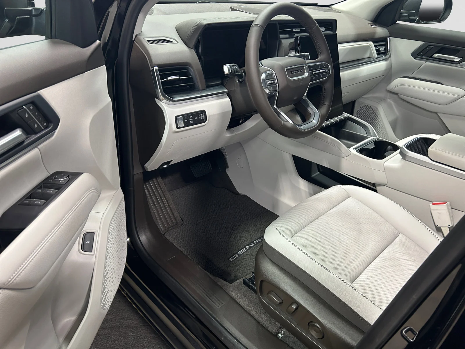 New 2026 Ebony Twilight Metallic GMC AWD Denali image 13
