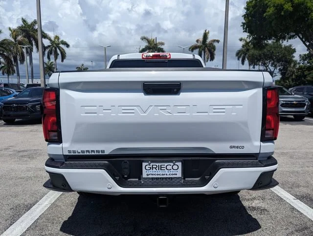 2025 Chevrolet Colorado LT - Photo 10