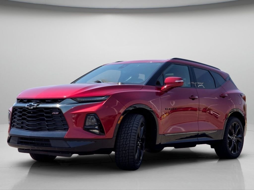 Used 2019 Cajun Red Tintcoat Chevrolet RS image 22