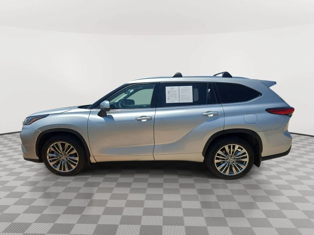 Used 2023 Magnetic Gray Metallic Toyota Hybrid Limited image 2