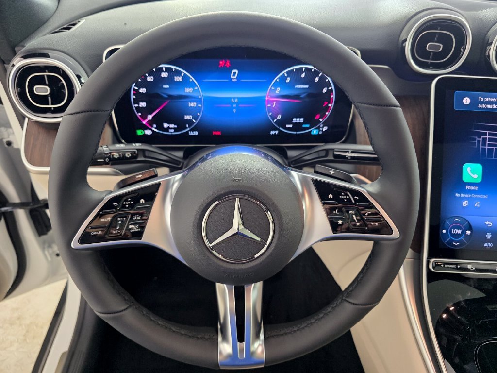 New 2027 Polar White Mercedes-Benz GLC 300 image 29