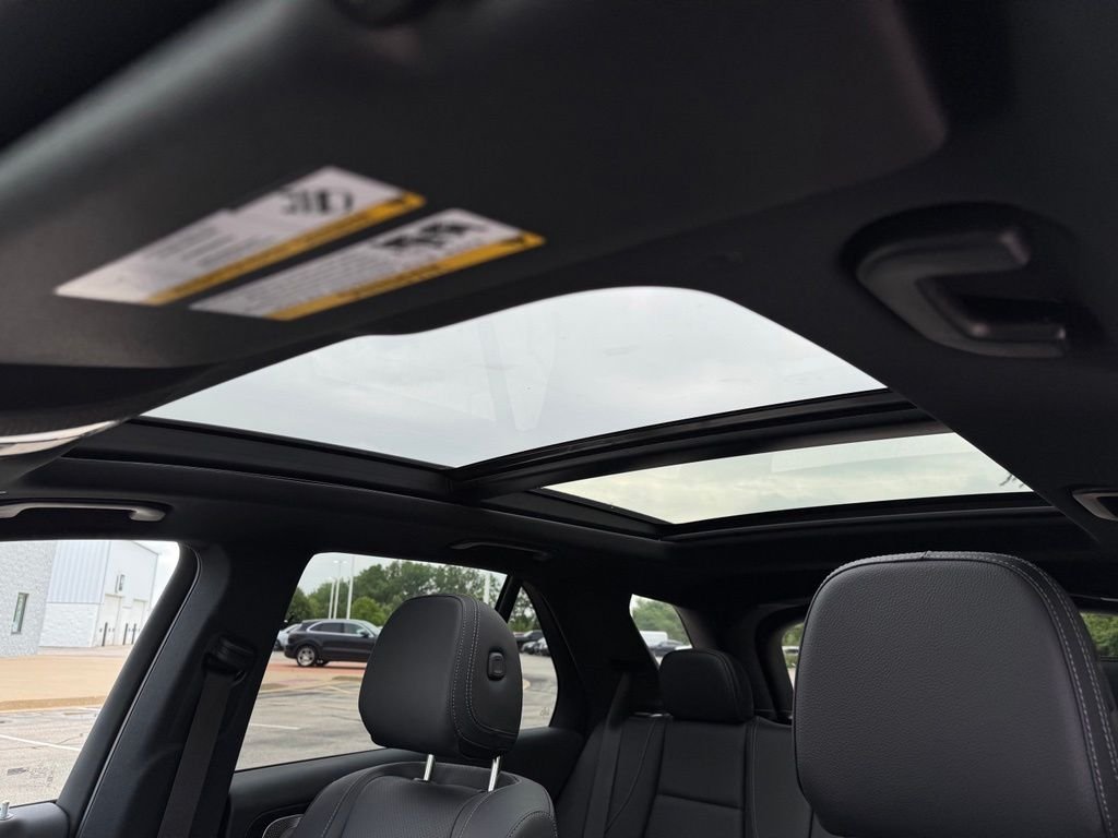 Used 2026 Gray Mercedes-Benz GLE 450 image 11