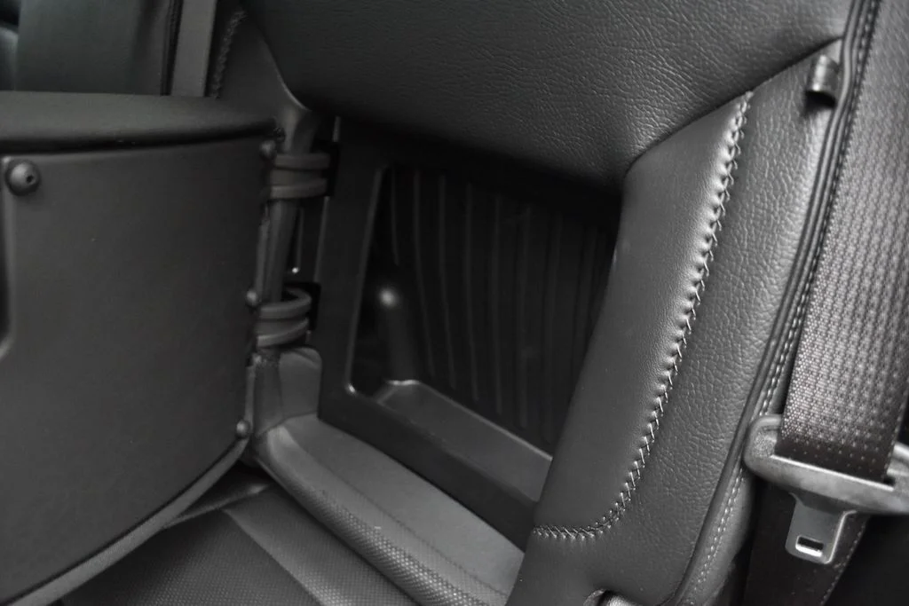 Used 2024 Silver GMC Denali image 22