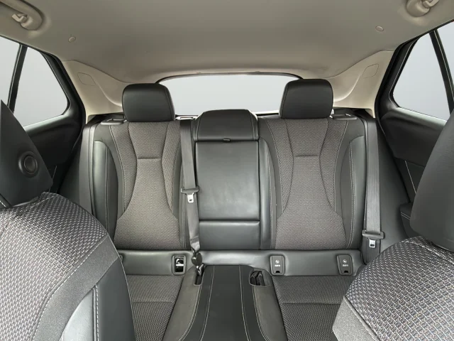 Used 2022 White Buick Preferred image 34
