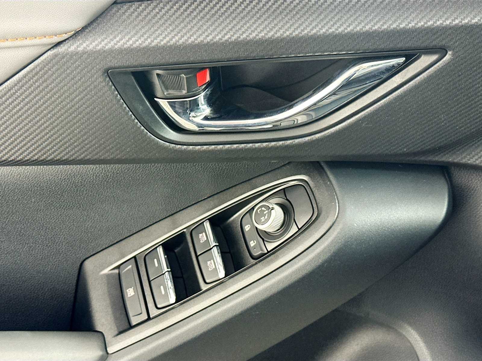 2025 Subaru Crosstrek Limited - Photo 16