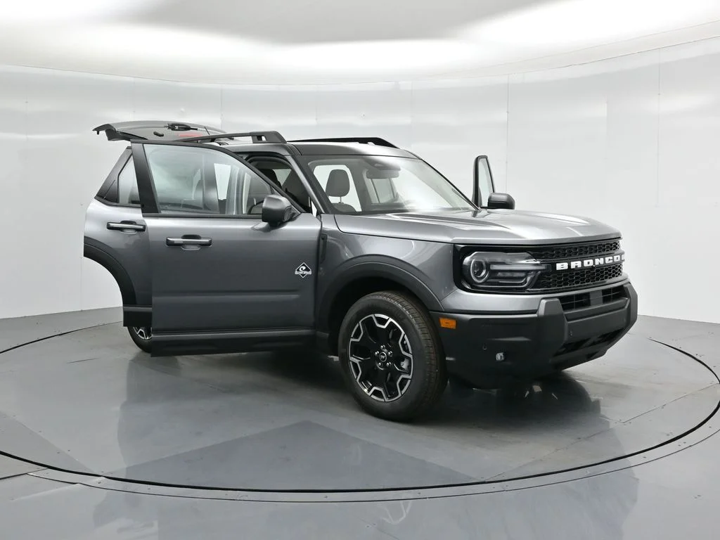 New 2025 Carbonized Gray Metallic Ford Outer Banks image 36
