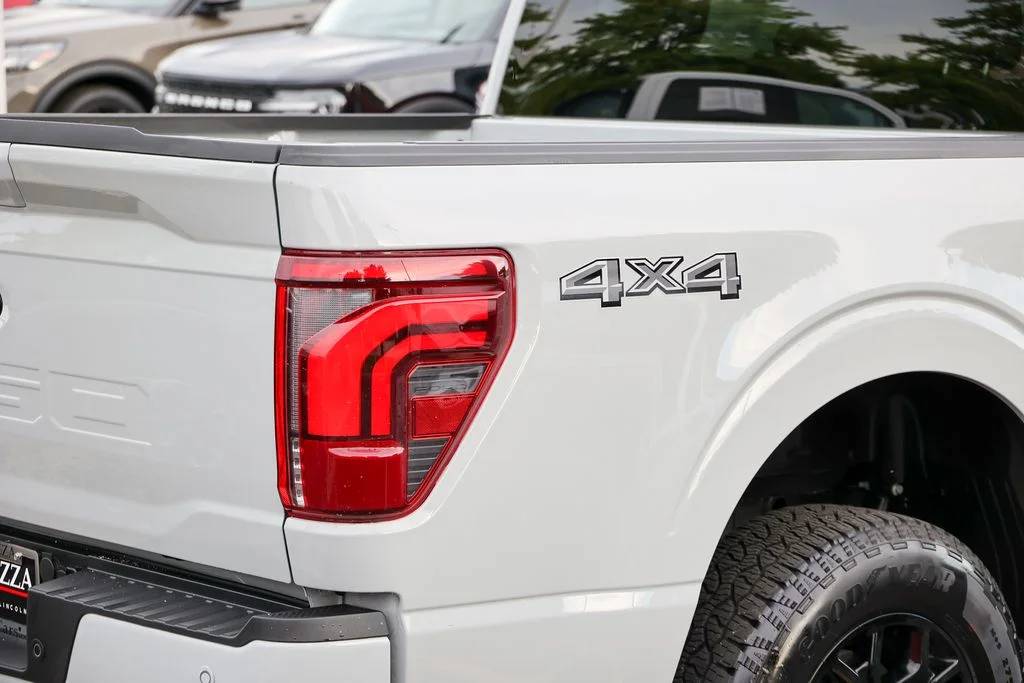 Used 2026 White Ford Lariat image 22
