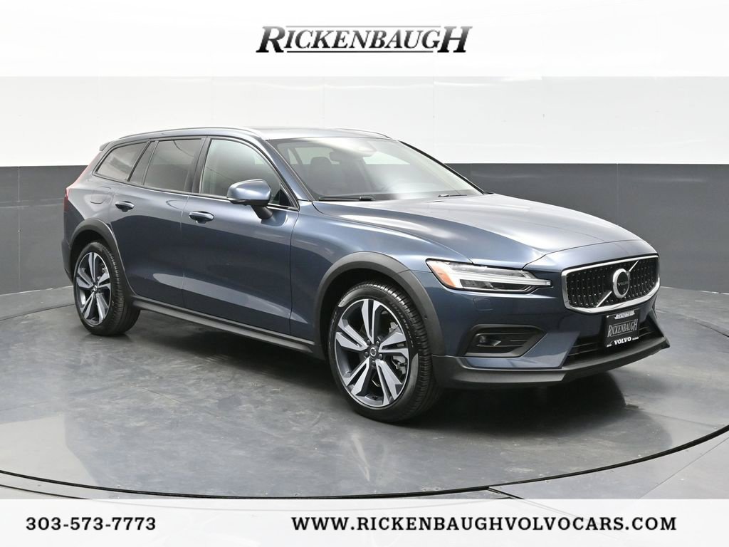 2026 Volvo V60 Cross Country