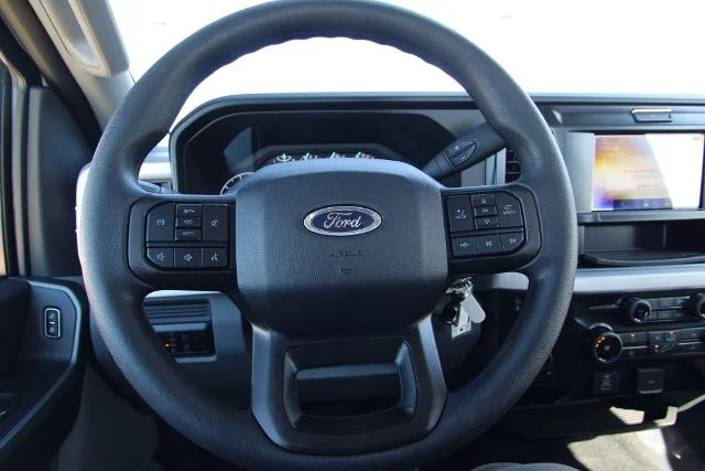 New 2026 Oxford White Ford F-350® XL image 16