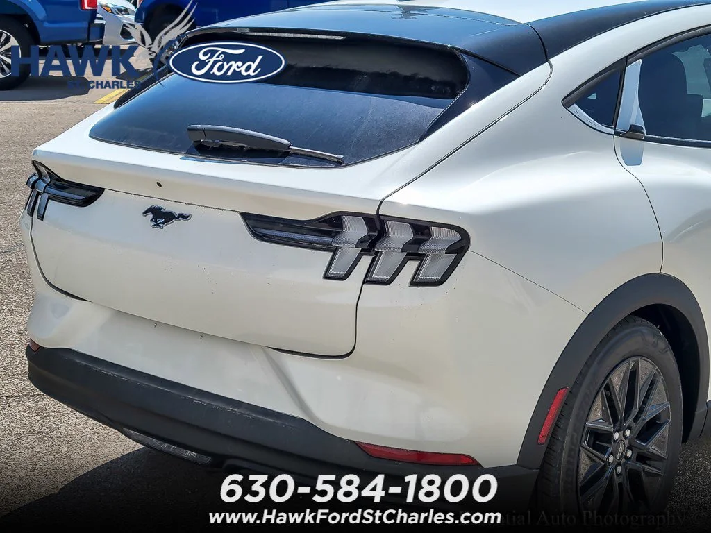 New 2026 Star White Metallic Tri-coat Ford Select image 5