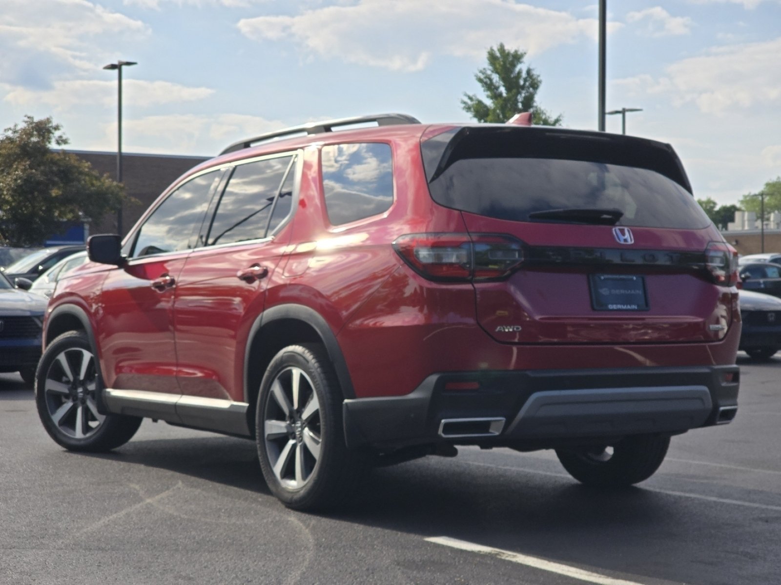 Certified Used 2023 Radiant Red Metallic II Honda Touring image 18