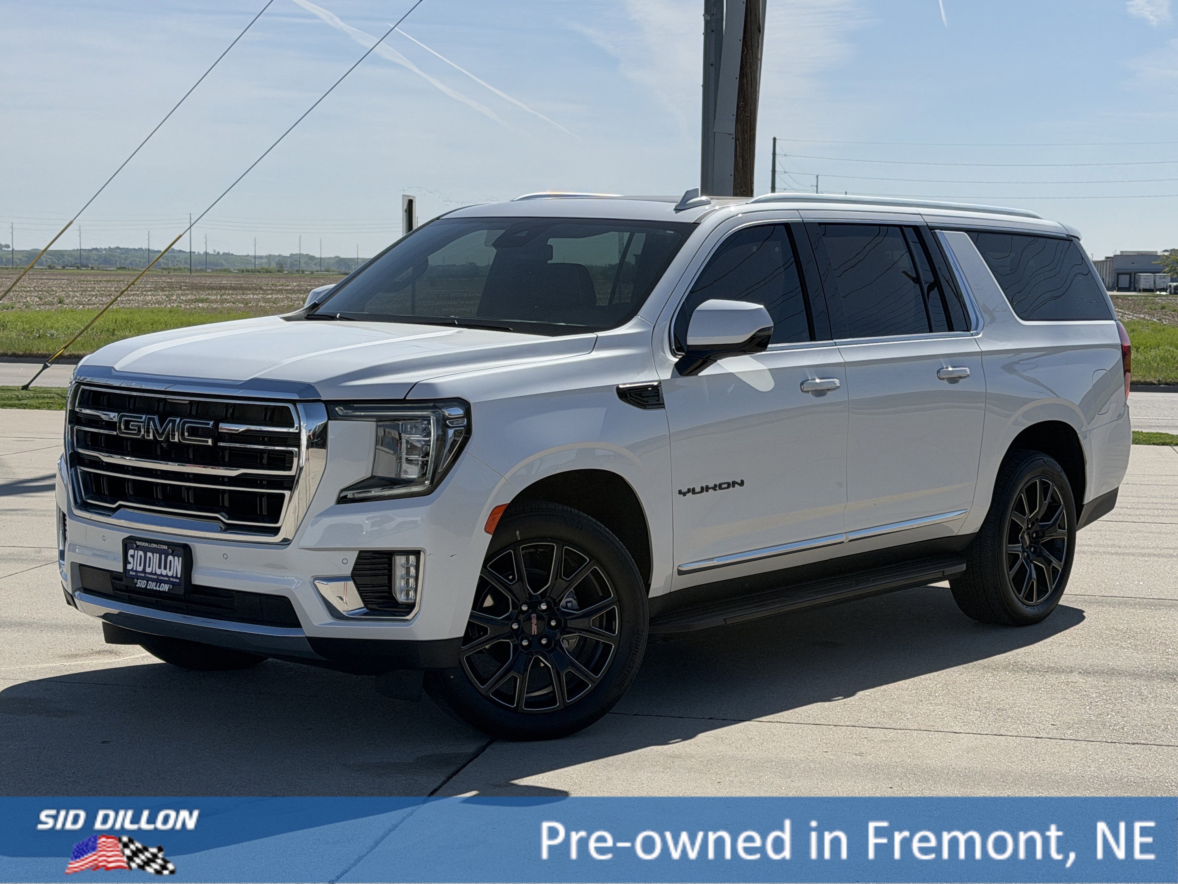 2023 GMC Yukon 4WD SLT's photo