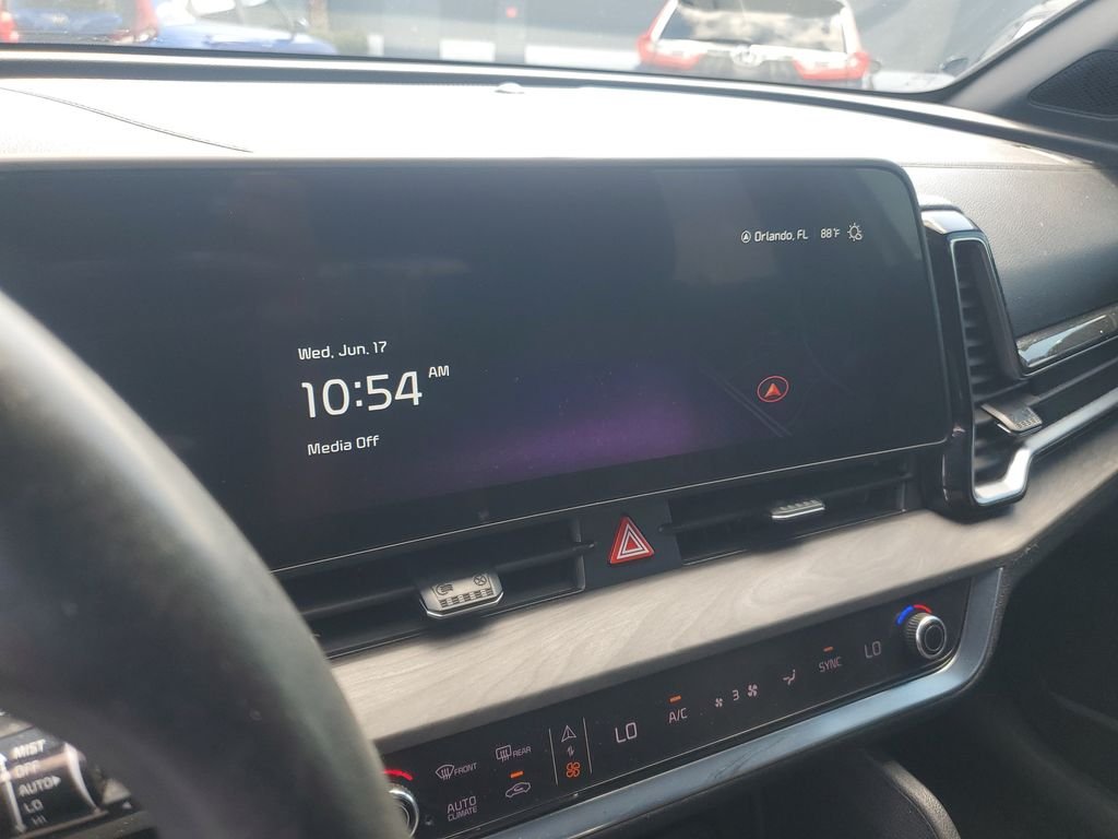 Used 2024 White Kia X-Line image 18