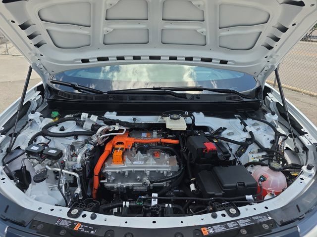 New 2026 Summit White Chevrolet LT image 21