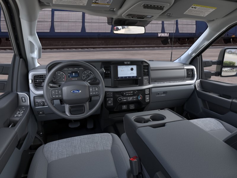 New 2026 Agate Black Metallic Ford XLT image 9