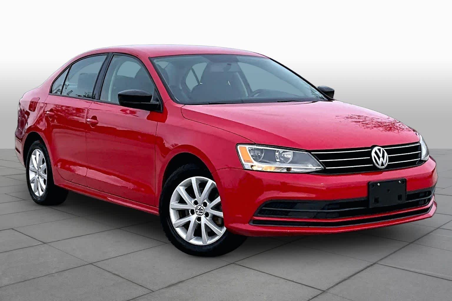 Used 2015 Tornado Red Volkswagen 1.8T SE image 2