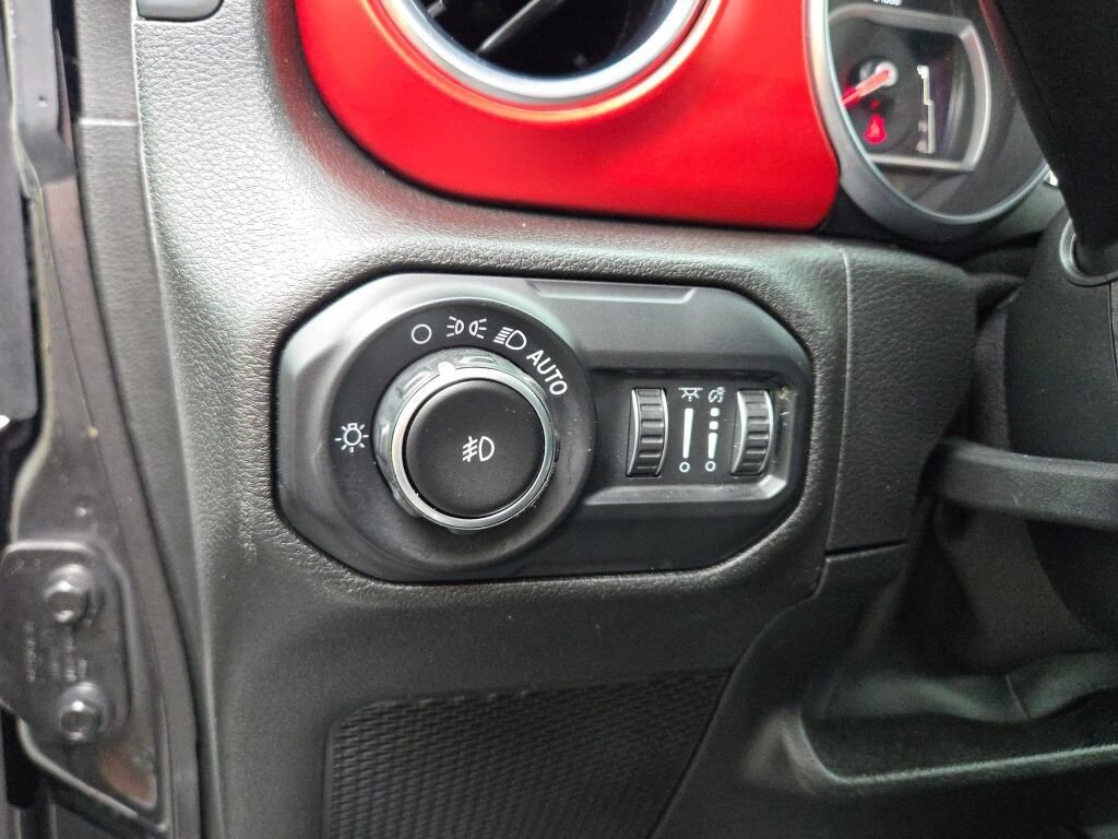 Used 2020 Gray Jeep Unlimited Rubicon image 23