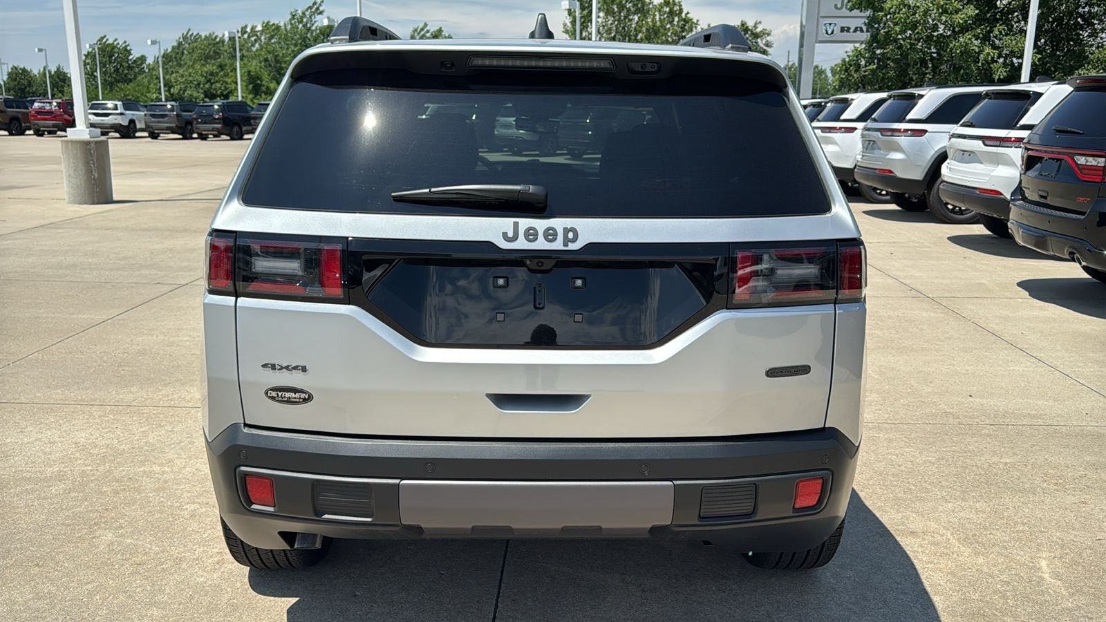 New 2026 Silver Zynith Clear-Coat Exterior Paint Jeep Overland image 13
