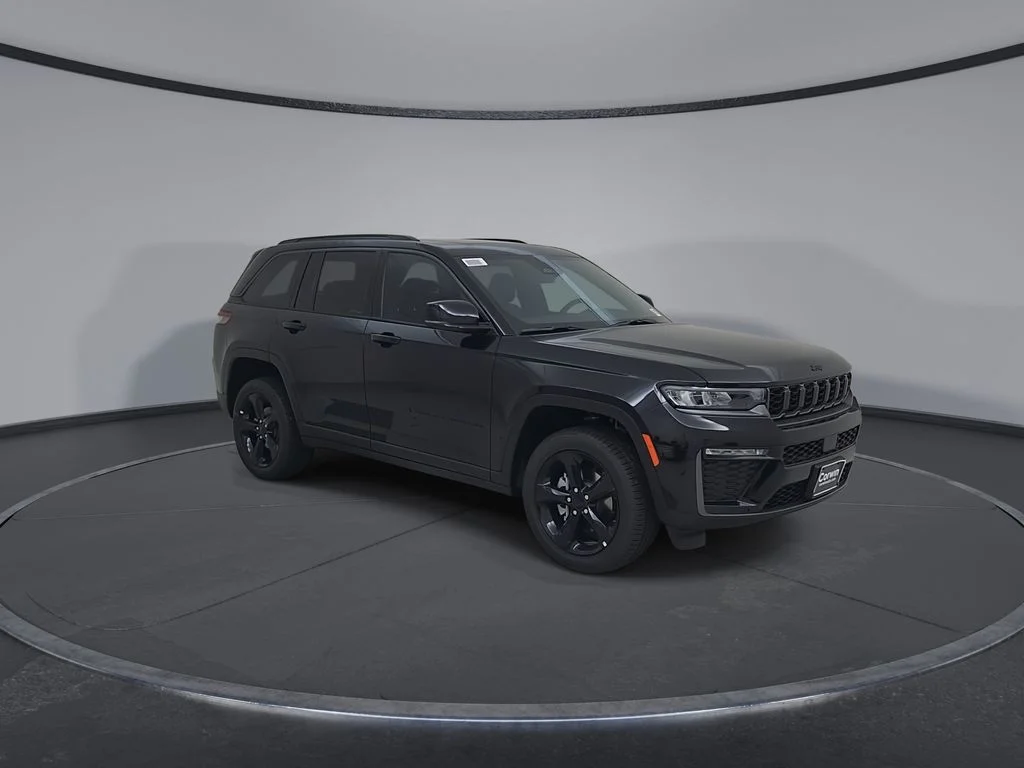 New 2026 Diamond Black Crystal Pearlcoat Jeep Limited image 3