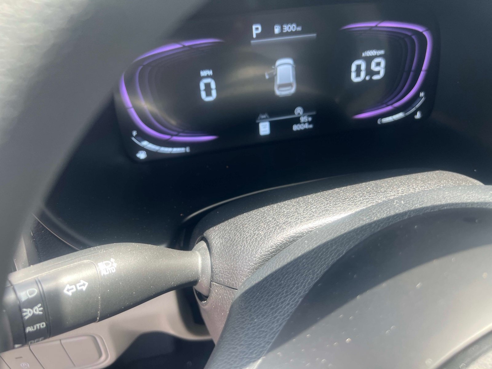 Used 2025 White Kia LX image 7