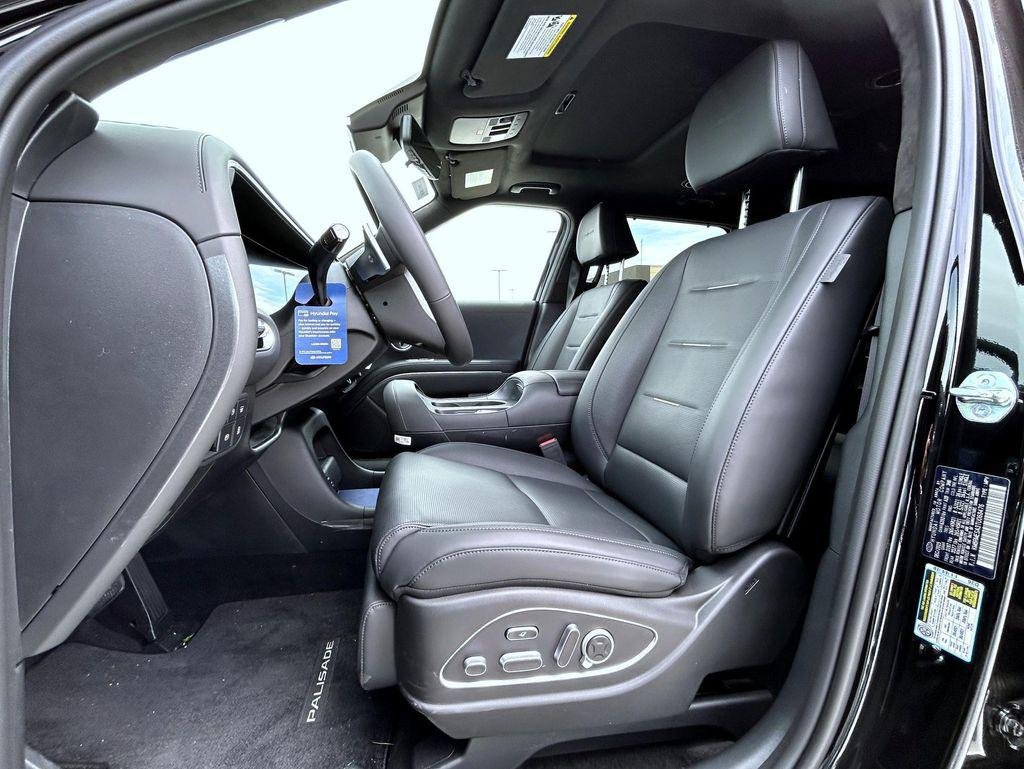 New 2026 Black Hyundai Calligraphy image 10