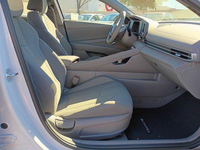 2026 Hyundai Elantra SEL - Photo 8