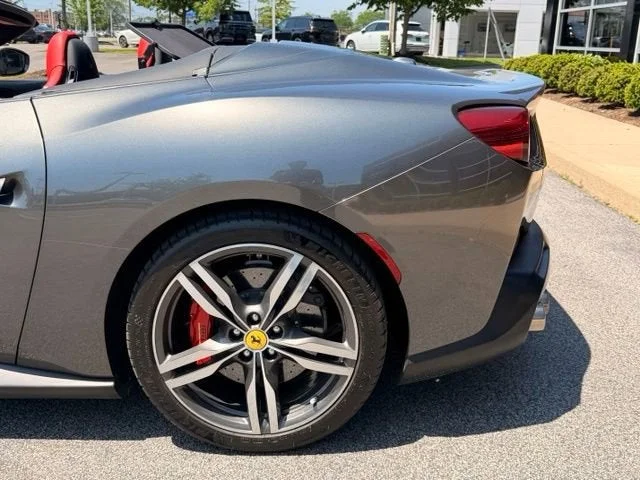 Certified Used 2020 Grigio Silverstone Ferrari Base image 37