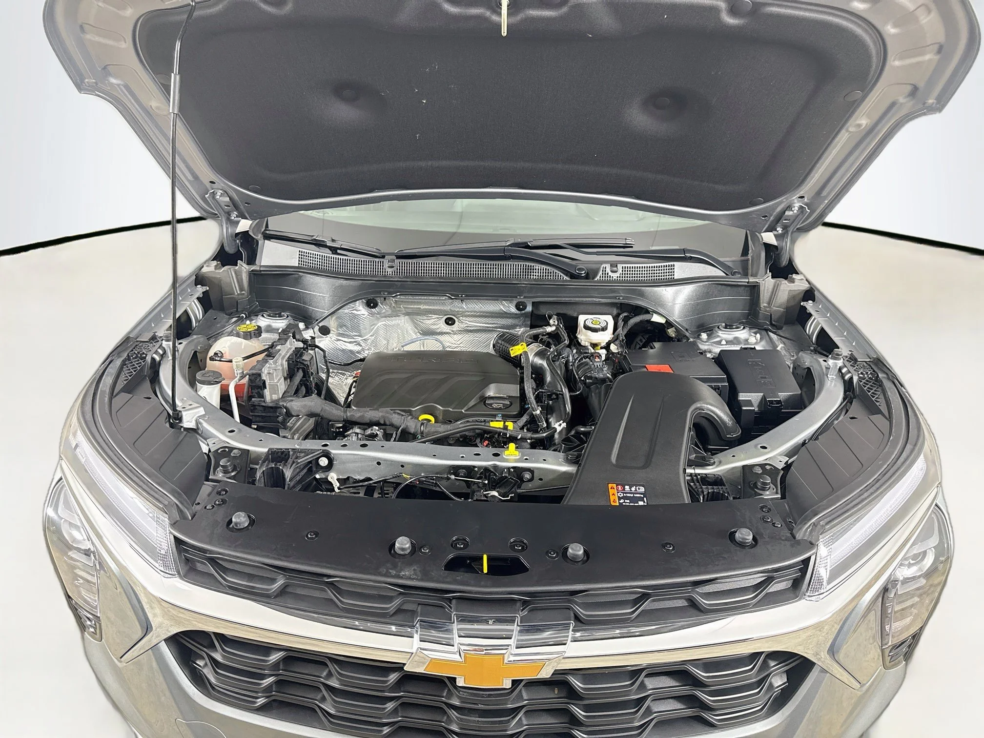 Used 2025 Sterling Gray Metallic Chevrolet LT image 30
