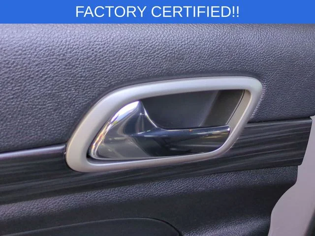 Used 2022 Gray Jeep Laredo X image 28